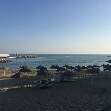 Valdecantos Beachfront Apartments
