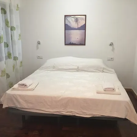 Valdecantos Beachfront Apartments